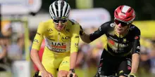 Tour de France 2025: Abrahamsen vince a Tolosa, la caduta di Pogacar scuote la corsa
