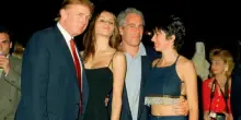 Trump e la «lettera oscena inviata a Epstein per compleanno» rivelata dal Wall Street Journal. Il Presidente fa causa: «È un falso»