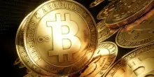 Criptovalute, corrono Ethereum e Ripple. Il Bitcoin sopra 118.700 dollari