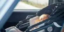 Morto bimbo di 15 mesi, dimenticato in auto dal padre sotto il sole con 30 gradi in Belgio: l'uomo era andato al lavoro