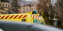 Bimbo di 15 mesi dimenticato in auto muore per il caldo in Belgio, il padre l'aveva lasciato per andare al lavoro