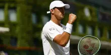 Darderi travolge Baez nei quarti dell'Atp Bastad: l'azzurro vince 6-0, 6-2 e stacca il pass per la semifinale