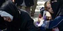 Gaza, spari sulle file per gli aiuti umanitari: 78 i morti. L'ammissione dell'esercito di Israele: «Colpi di avvertimento per disperdere la minaccia»