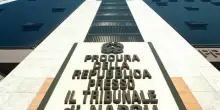 Camorra a Napoli, traffico di droga: maxi sequestro da 5 tonnellate e 12 arresti