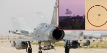 L'Ucraina perde un caccia francese Mirage (da 43 milioni di dollari) in missione, il guasto in volo e l'incidente. «Il pilota è riuscito a eiettarsi»
