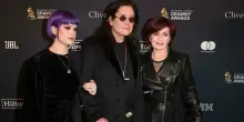 Ozzy Osbourne, patrimonio da 220 milioni: a chi l'eredità? L'ultima moglie Sharon (sua manager) i 6 figli e la ex che potrebbe esclusa