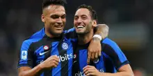 Inter, pace fatta tra Calhanoglu e Lautaro Martinez dopo le tensioni estive. La foto sui social