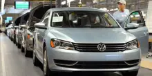 Volkswagen sbatte sui dazi. Utile in calo a 2,3 miliardi. Puma taglia le previsioni