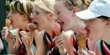 Gelato, prezzi ancora su: in 4 anni aumenti del 30%. Firenze la città dove costa di più, a Macerata quello più conveniente