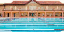 Giffoni Valle Piana, bimbo muore a sei anni dopo la caduta in piscina