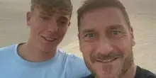 Cristian Totti si ritira: «Basta, lascio il calcio». Amelia: «Essere il figlio di Francesco ha inciso»