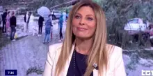 Morta Claudia Adamo, la meteorologa della Rai aveva 51 anni. Il dolore di Alberto Matano: «Una ragazza speciale»