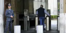 Stipendi statali, salta il tetto di 240mila euro all'anno. La Consulta: «Norma illegittima»