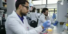Napoli, primo paziente al mondo torna a vedere grazie a una nuova terapia genica