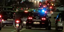 Giugliano, sirena dalle casse dello stereo per farsi strada nel traffico: 34enne denunciato