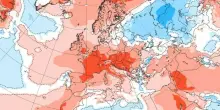 Meteo, caldo africano per 10 giorni: bollino arancione su cinque città e picchi fino a 40°. Possibile svolta da Ferragosto
