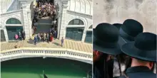Due turisti americani ebrei aggrediti a Venezia da tre persone: lancio di acqua, rubato il cellulare e cane aizzato contro