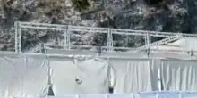 Salerno, violenta lite nella movida finisce a spari e coltellate: tre feriti, indagine aperta