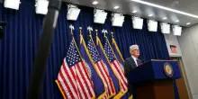 Trump a Powell: «Tagli i tassi ora, valuto causa contro di lui». Nuovo attacco dopo i dati (positivi) sull'inflazione