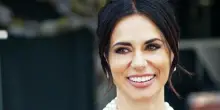 Rossella Brescia compie 54 anni. Il calendario, l'amore (finito) con Luciano Cannito, il desiderio di farsi suora e i figli mai avuti: «Ho sofferto molto»
