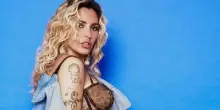 Serena Brancale: «La morte di mia madre è il dolore più grande, conservo i suoi vestiti. Sanremo? Pensavo che la mia carriera fosse finita»