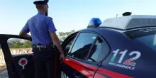 Vairano Patenora, bimbo di 18 mesi bloccato in auto sotto al sole: salvato dai carabinieri