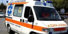 Infermiere picchiato selvaggiamente in ambulanza, aveva rimproverato il paziente: «Stava fumando»