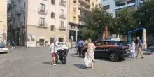 Salerno, bimbo si perde tra i negozi: ritrovato dai carabinieri. La mamma colta da malore