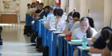 Scuola, le novità per l?anno scolastico 2025-26: dallo stop ai cellulari alla stretta sulla condotta fino all'esame di Maturità rivisto, ecco cosa cambia