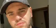 Francesco Silecchia trovato morto in spiaggia a Cannes: il 26enne era padre di una bimba. La famiglia chiede la verità