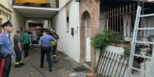 Esplosione in casa per una fuga di gas, morti due anziani a Meta di Sorrento: l'incendio si propaga agli edifici vicini
