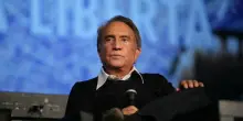 Morto Emilio Fede, le ceneri saranno trasferite al cimitero di Mirabella Eclano