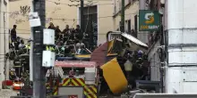 Lisbona, incidente funicolare Gloria: dal cavo che ha ceduto ai freni, cosa è successo. La ricostruzione