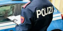 Napoli, dramma familiare a Pendino: uccide il marito davanti alla figlia per difendersi