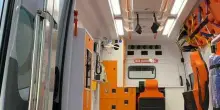 Ragazzina di 15 anni cade dal balcone al quarto piano