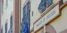 Cava de' Tirreni, botte all'ex compagna incinta; indagato per lesioni aggravate