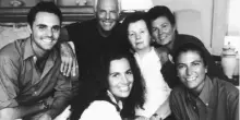 Giorgio Armani, chi sono gli eredi: la sorella Rosanna e i tre nipoti Silvana, Roberta e Andrea (sposato con la cantante Alexia)
