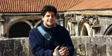 Carlo Acutis, i due miracoli riconosciuti: la malformazione scomparsa del piccolo Matheus e la guarigione della studentessa