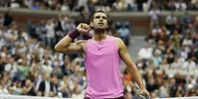 Us Open, Alcaraz batte Sinner e torna numero 1 al mondo: Jannik ko in quattro set (6-2 3-6 6-1 6-4)
