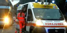 Ignora le transenne e investe una bimba di 8 anni, poi gli schiaffi al vigile e al volontario: momenti di tensione alla Festa del Ticino