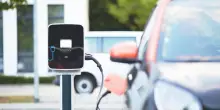 Incentivi auto elettriche 2025: fino a 11mila euro per i cittadini e 20mila per le microimprese