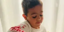 Mal di testa, poi la diagnosi: tumore al cervello e Mattia muore a 8 anni. Al papà i colleghi donano 623 giorni di ferie