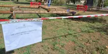 Il piccolo Francesco non ce l'ha fatta: morto il bimbo di 3 anni schiacciato da una trave mentre giocava al parco