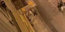 Sanremo, il video choc del disabile pestato. I due giovani (arrestati) lo fotografano dopo averlo massacrato: «Bene ragazzi, sembra morto»