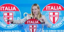 Meloni: «Kirk, noi accusati di odio da chi festeggia gli omicidi. Clima insostenibile». Il dossier FdI sulle "aggressioni" ricevute