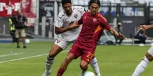 Dybala infortunio: lesione di basso grado alla coscia sinistra per l'argentino. Salta il derby