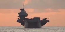 Nato, alta tensione in Taiwan: la portaerei cinese Fujian nello Stretto. Schierati cacciatorpediniere Usa e fregata inglese