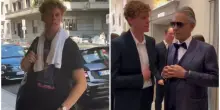 Jannik Sinner presenta a Milano la sua fondazione: «Così aiuto i bambini che hanno bisogno». Tra gli invitati Anna Wintour e Andrea Bocelli