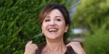 Carla Signoris: il ritorno in tv con "Balene", l?amore eterno con Maurizio Crozza e il passo indietro per i figli