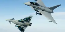 Nato, i Typhoon inglesi in Polonia e il bombardiere B-52 Usa in Repubblica Ceca: il messaggio a difesa del fianco Est